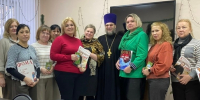Помощник благочинного поздравил педагогов с Рождеством Христовым - Благочиние Арзамасского района